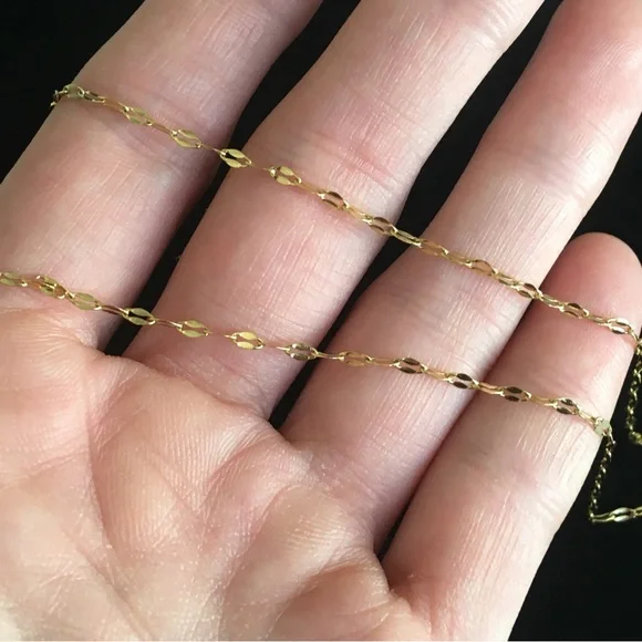 Religious Figure Gold Tone Chain Pendant Necklace - Picture 5 of 10